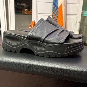 Free People platform slide sz 39